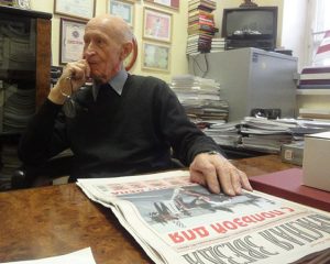 «Красную звезду» Юрий Иванович стал читать ещё до войны, когда в 1940 году в Харькове поступил в спецшколу № 14.