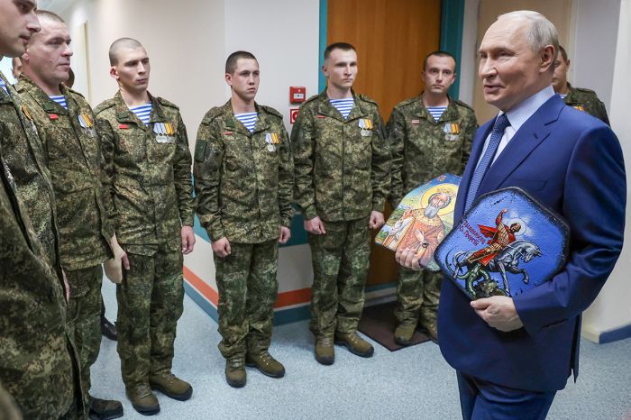 Россия сильна героями, «Буревестником» и «Посейдоном»