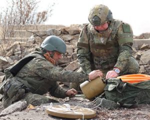 От инструктора «Здравствуй» врагу не поздоровится