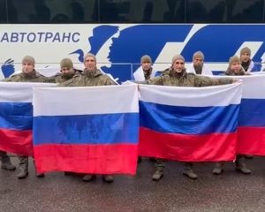 Наша Родина своих не бросает.