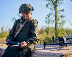 Дроном против дрона.