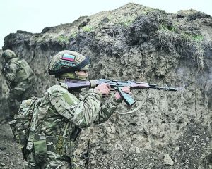 Шесть братьев в строю.