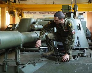 Учиться непросто, но интересно.