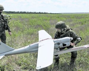 Противник не в силах сдержать наш натиск