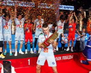 Квартет подарил шикарное зрелище.