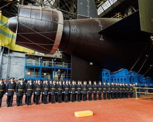 «Хабаровск» выведен из эллинга.