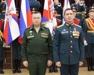 Они обеспечивают успехи в сражениях.