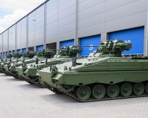 Германию толкают к новой войне.