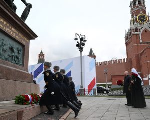 Сплочённость и готовность вместе защищать страну.