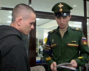 Диалоги на улице Воровского