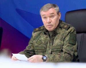 Из котла под Димитровом противнику не выйти.