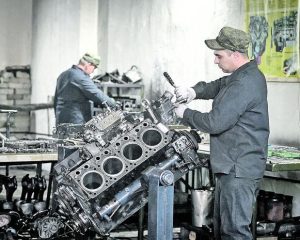 Умелые руки и отважное сердце.