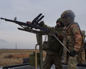 Учатся «охотники» сбивать беспилотники