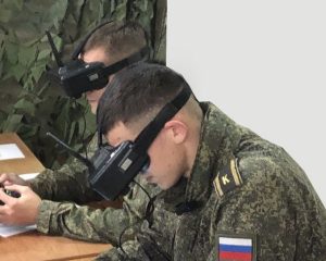 И на земле и в воздухе.