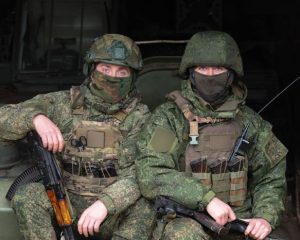 Два брата на стороне добра.
