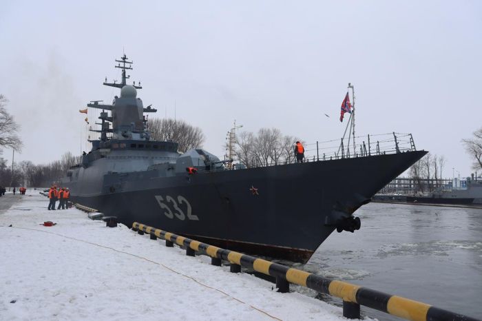 В море – дома, на берегу – в гостях