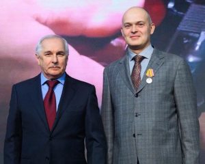 Их оружие – правда.