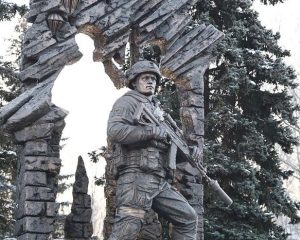 От подвига к подвигу: 100 лет боевого пути.