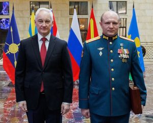 Мы восхищаемся отвагой и доблестью героев.