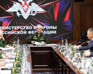 На контроле – ритмичность поставок военной продукции.