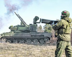 Успех в наступлении достигается доблестью и отвагой
