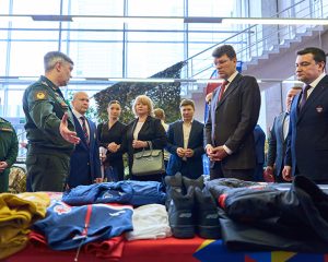 «Вторая броня» в конвертах с рисунками
