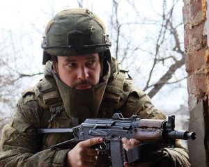 Ему медаль дороже ордена.