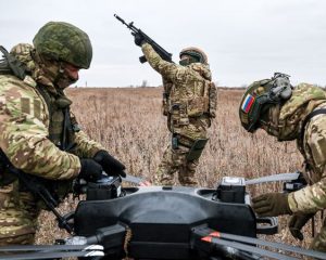 Инициатива на полях сражений за нами