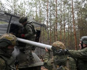 Рискуя жизнью, образцово выполняют воинский долг