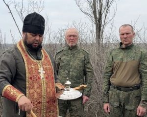Вера крепит воинский дух.