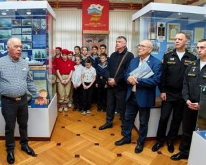 «Маршал Неделин» вошёл в славную историю флота