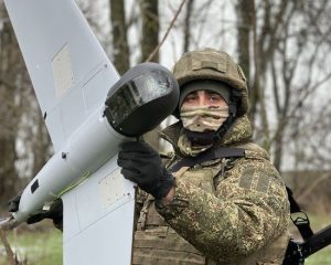 Очищаем родную землю от неонацизма.
