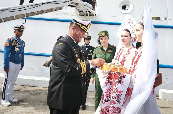 Встреча УПС Bima Suci в столице Дальнего Востока.