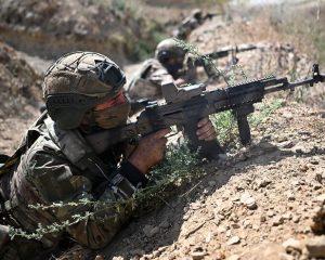 Чувство воинского долга сильнее страха.