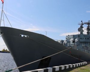 Прямо по курсу – 30 тысяч миль.