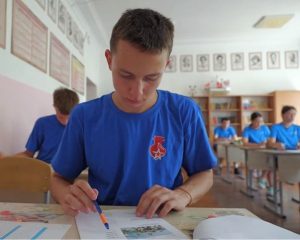 На Каспии крепчают узы братства юных моряков России.