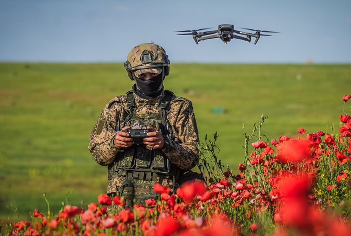 Учебная пора сменилась боевой.