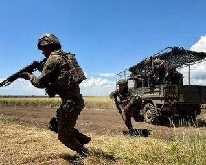 В памяти народа на века подвиги верных сыновей России.