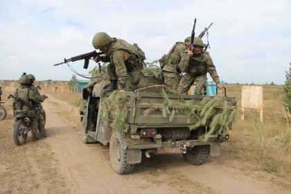 «Уланы» поднимают полигонную пыль
