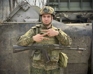 Тесная связь с передовой.