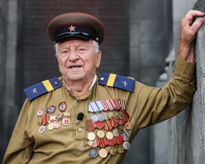 Оставил надпись на Рейхстаге.