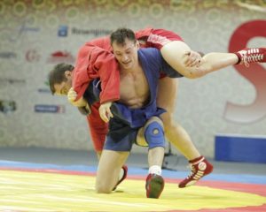 В спортивных схватках крепнет воинское братство