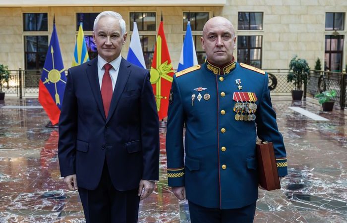 Награды за высочайшее мастерство и исключительное мужество.