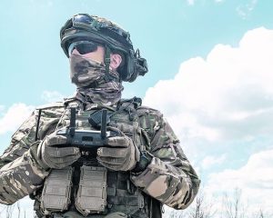 «Задира» первым наносит удар по противнику.