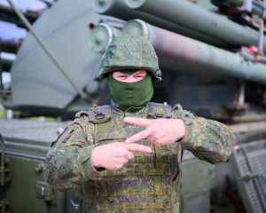 «Нам бы такого старшину».