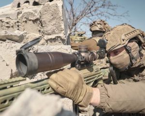 «Гость» и «Грош» оберегают пехоту.