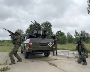 ВсеМОГущие контролёры ближнего неба.