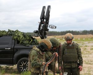 Дважды доброволец.