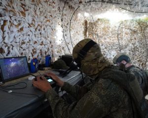 А им летать охота.