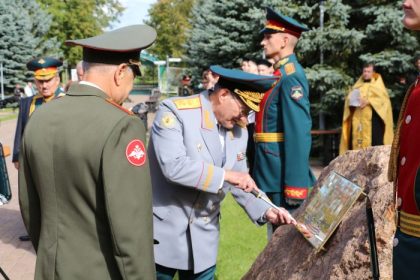 В память о ташкентской кузнице командиров-танкистов